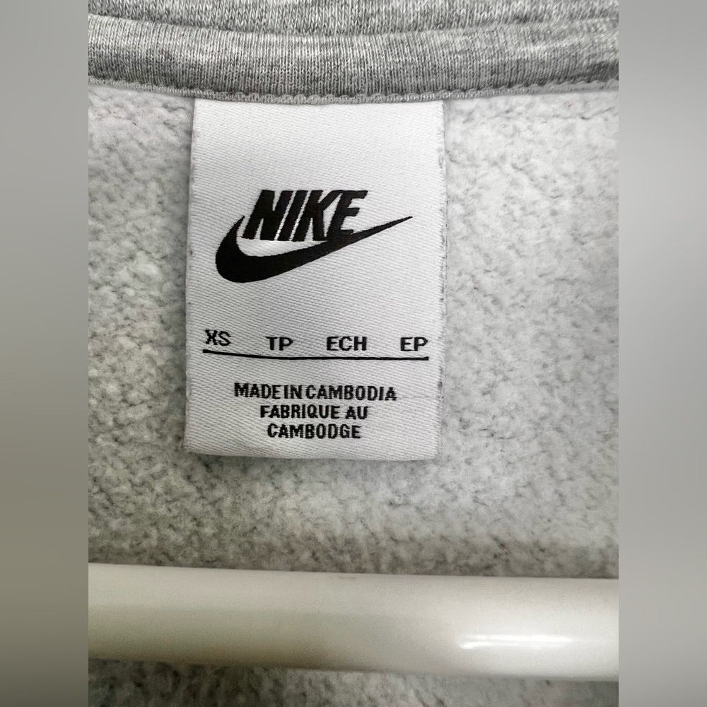 Nike Sportswear Club 1/2 Zip Mens Fleece Heather Pullover Gray Size XS - Picture 4 of 5